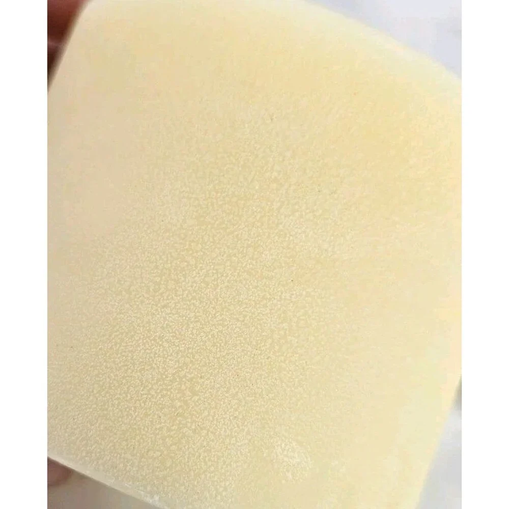 The Bee Man Candle Co.100% Pure Bees Wax Traditional Pillar Burns 40 hrs 3x3" - Picture 10 of 10